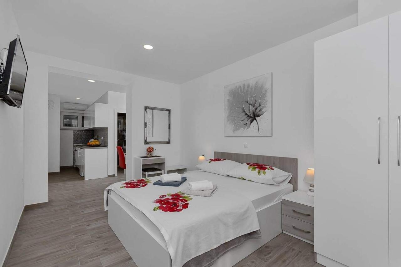 Apartman-Studio Meri Makarska Esterno foto
