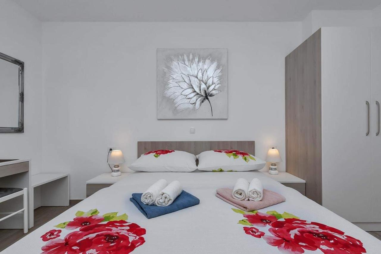 Apartman-Studio Meri Makarska Esterno foto